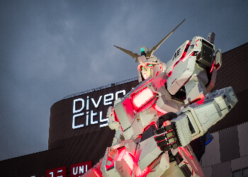 Statue du RX Unicorn Gundam à Odaiba, Tokyo – Un incontournable pour les fans de mecha et d’anime